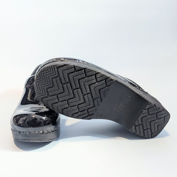 Dansko Womens Pro Black Patent Leather Slip On Size 36 Clogs Shoes - Picture 8 of 12